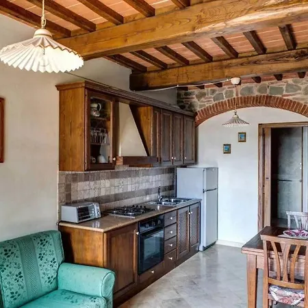 Holiday home Il Pozzo Sul Colle *