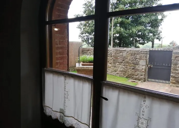 Il Pozzo Sul Colle 別荘 *